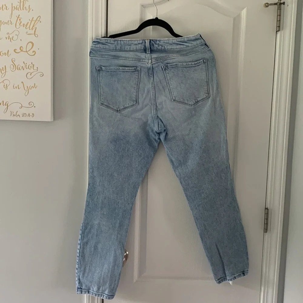Old Navy‎ Power Slim Straight Hi-Rise Jeans sz 12 distressed buttons fly festive